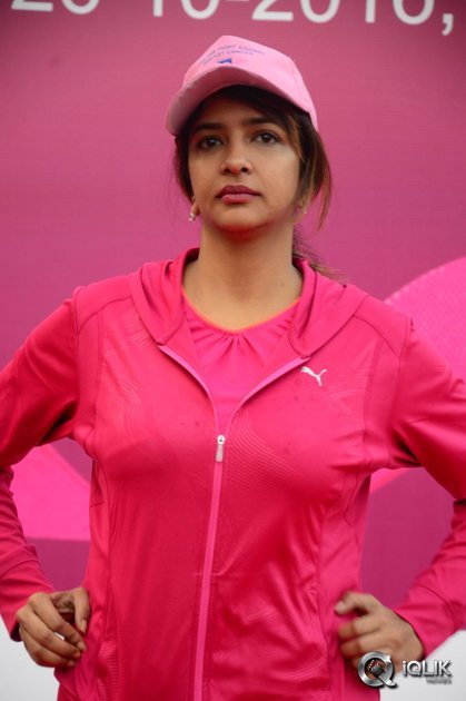 Celebs-At-Breast-Cancer-Awareness-Walk